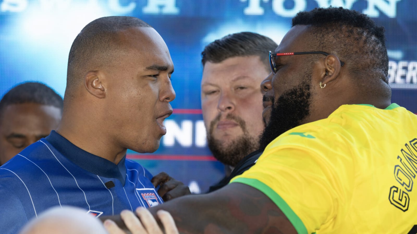 Face-Off Cancelled After Miller Slaps Wardley During Press Conference
