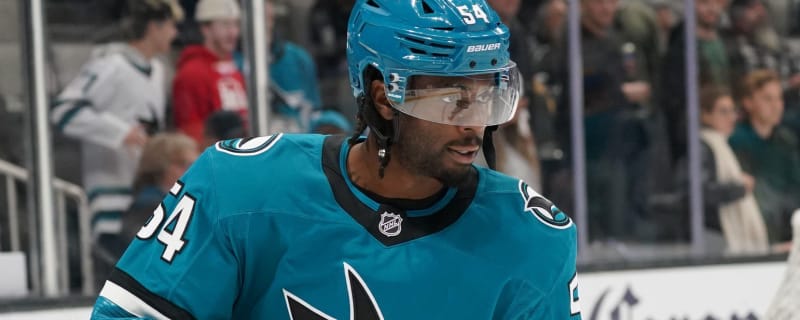 Sharks’ Givani Smith, Blackhawks’ Joey Anderson, Kings’ Caleb Jones placed on waivers