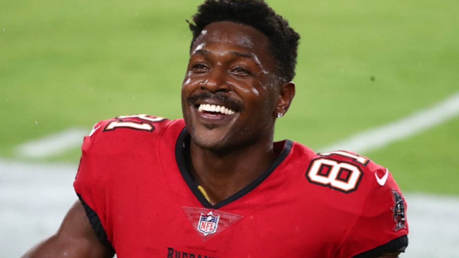 Belichick Spent $5,000 to Save Brady-Antonio Brown Bond