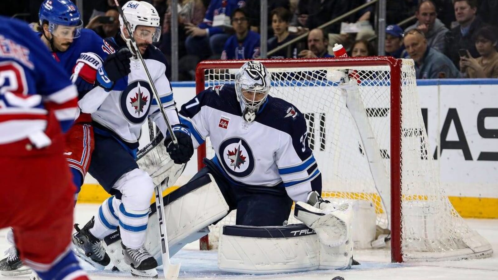 Mark Scheifele (hat trick), Jets knock off Rangers