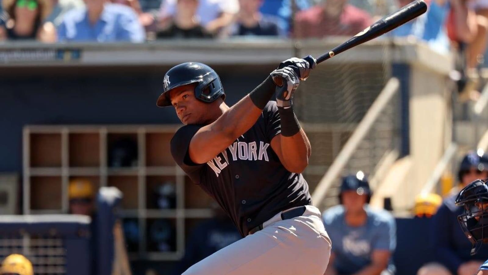 Yankees RF Oscar Gonzalez (eye) transported to hospital