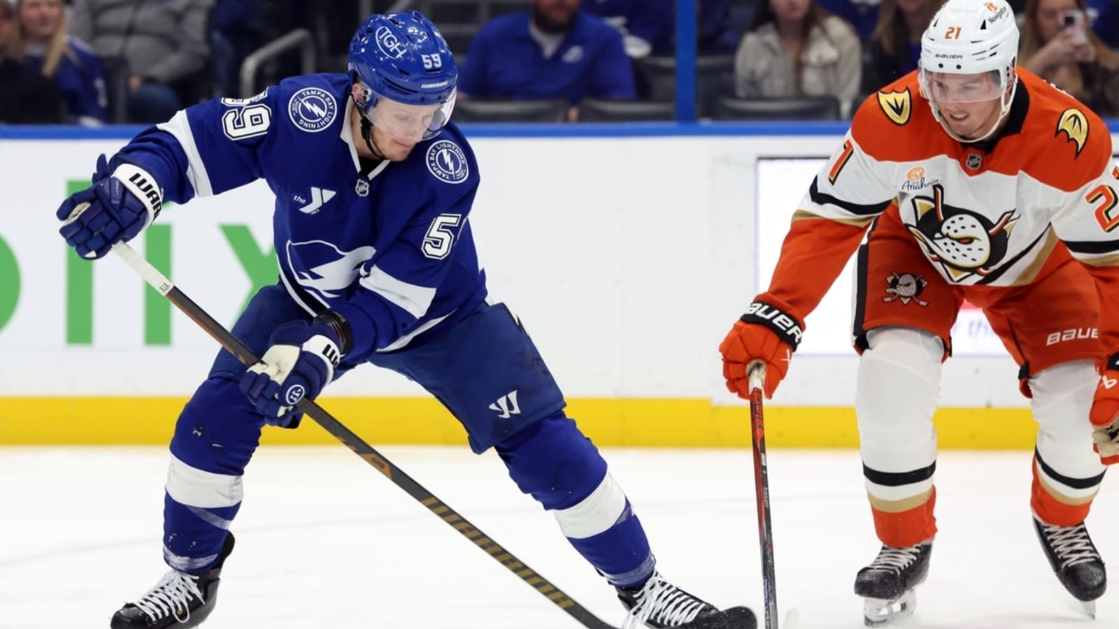 Jake Guentzel, Lightning emerge with shootout win over Ducks