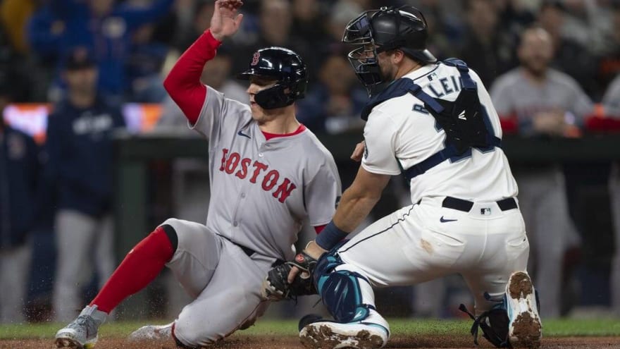 Red Sox LF Tyler O&#39;Neill sets Opening Day homer record