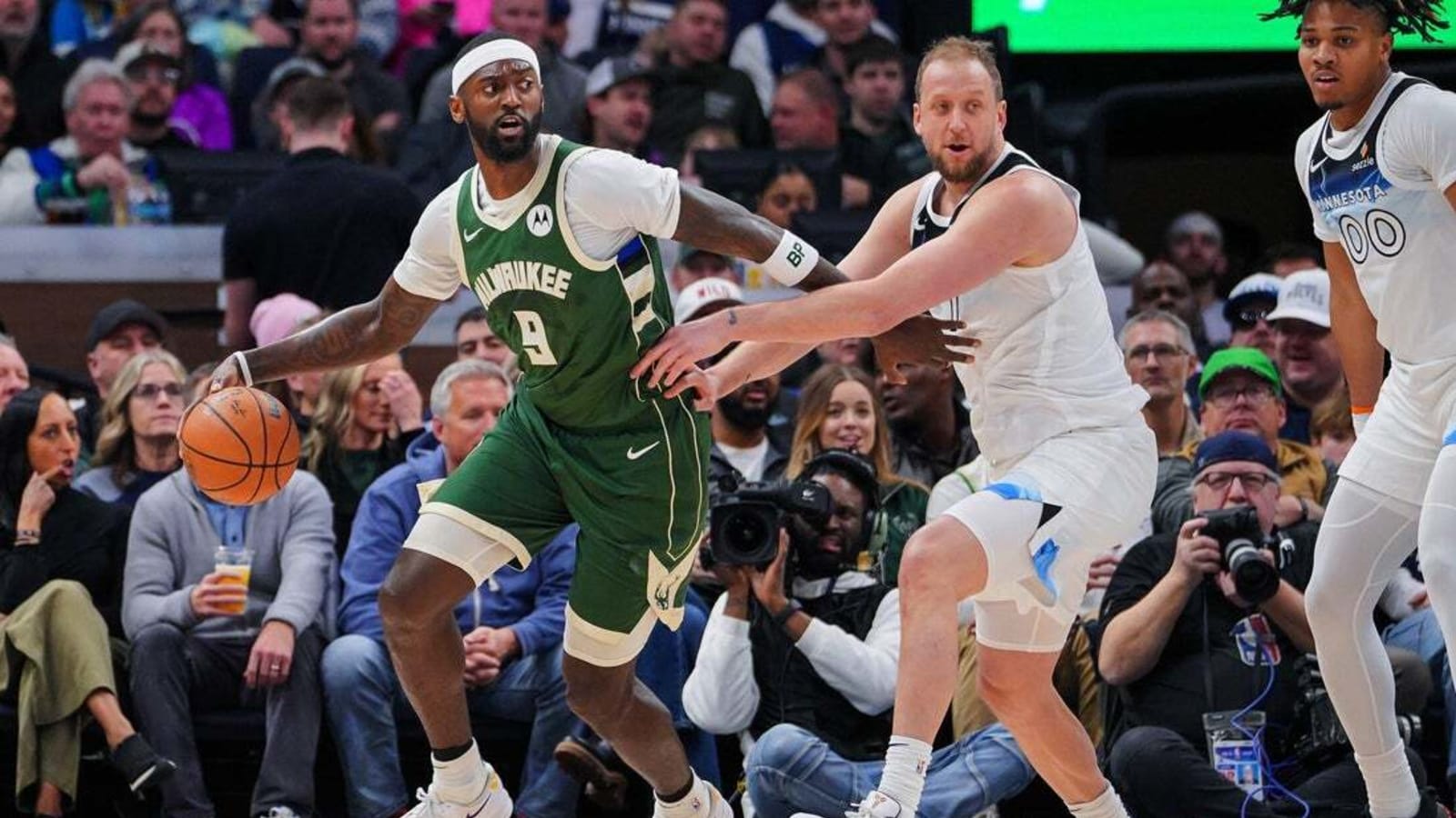 Bobby Portis returns from suspension as Bucks host Timberwolves