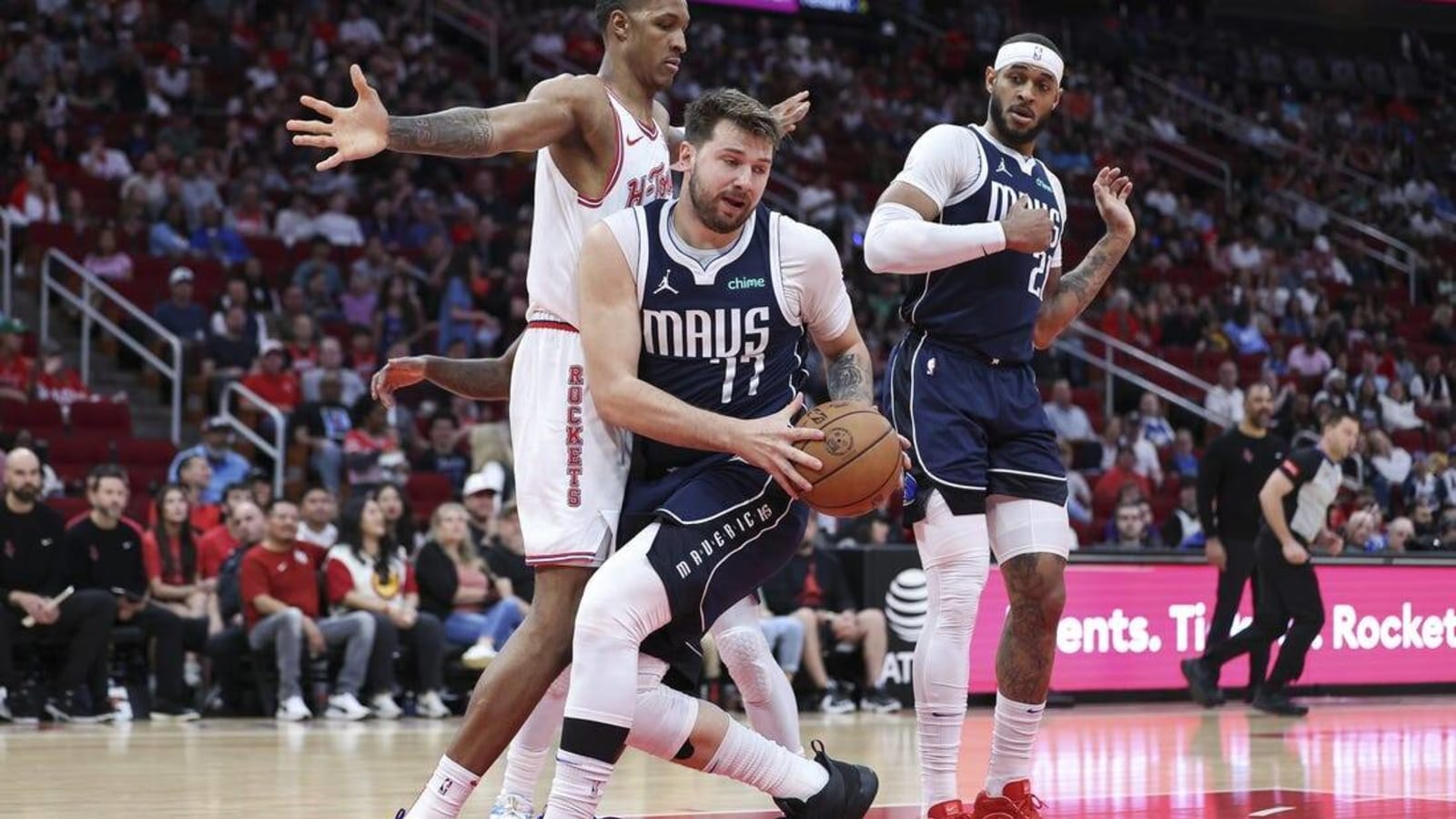 Luka Doncic (47 points), Mavs end Rockets’ win streak at 11