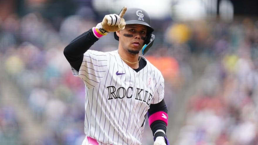 Rockies conclude three-game sweep of Rangers