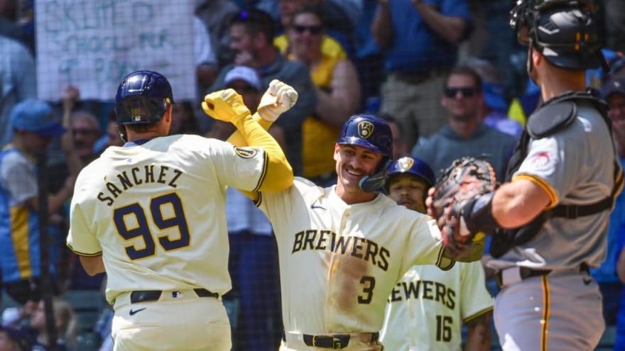 Brewers crush five HRs in 10-2 rout of Pirates