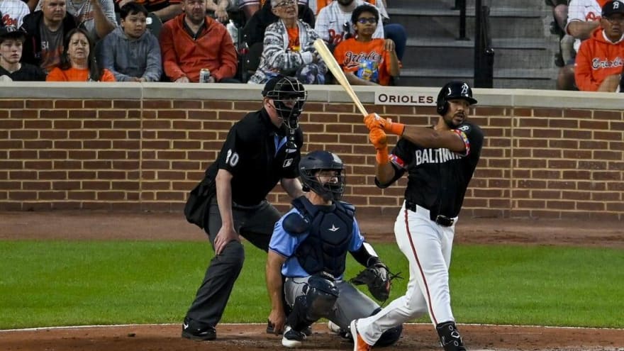 Surging Orioles edge Rays to open 3-game series