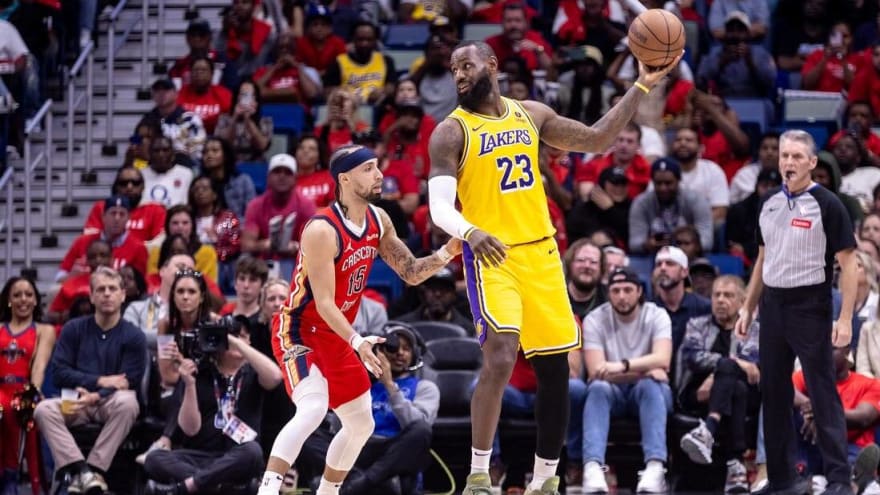 LeBron James, Lakers edge Pelicans, clinch playoff bid