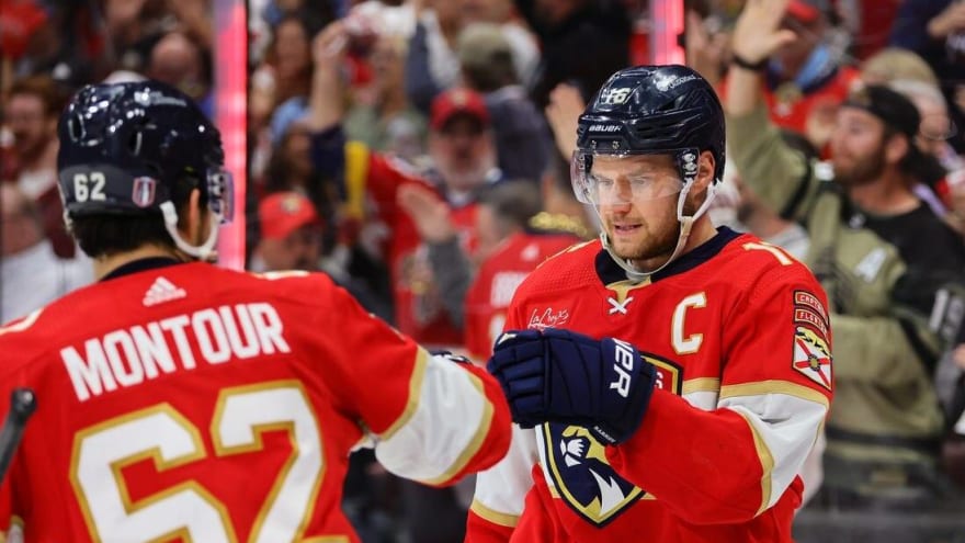 Panthers C Aleksander Barkov wins second Selke Trophy