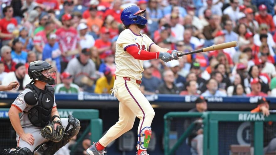 Bryce Harper, Zack Wheeler lead Phillies past Giants