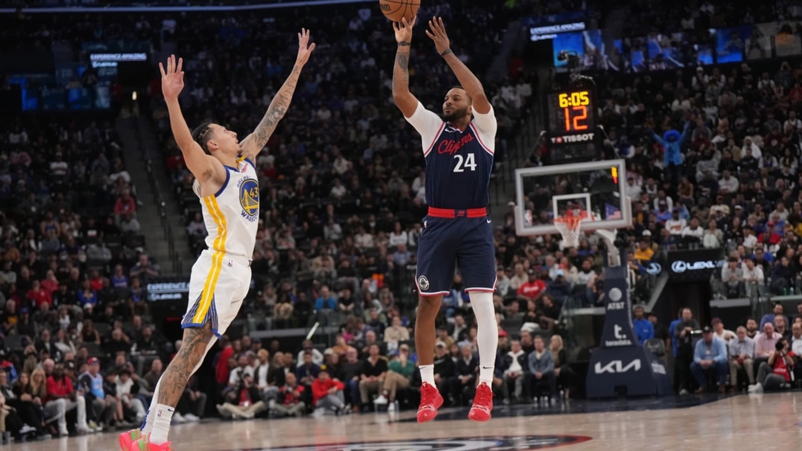 Clippers continue mastery of Warriors with tight win