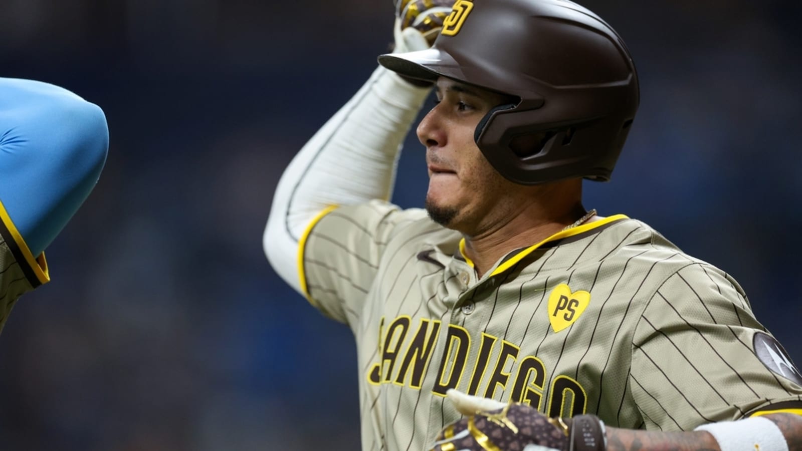 With Manny Machado heating up, Padres take on Rays