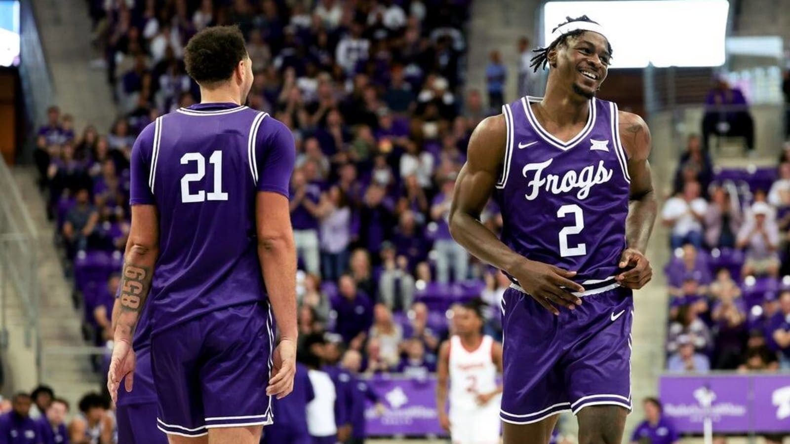 TCU easily gets first-ever victory over Cincinnati