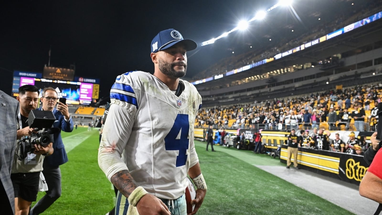 Guaranteed a ring: Cowboys QB Dak Prescott announces engagement