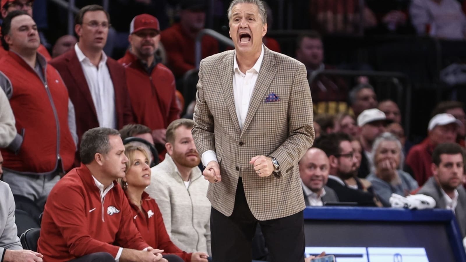 Fresh off big win, Arkansas will host Central Arkansas in Little Rock