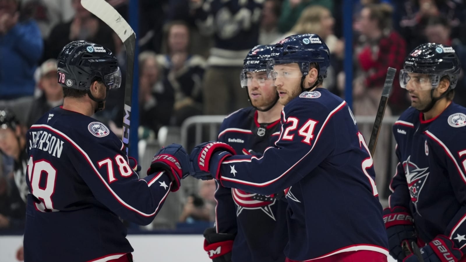 Mathieu Olivier, Blue Jackets paste Maple Leafs