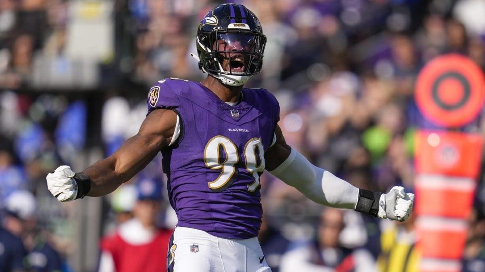 Ravens pick up LB Odafe Oweh&#39;s 5th-year option