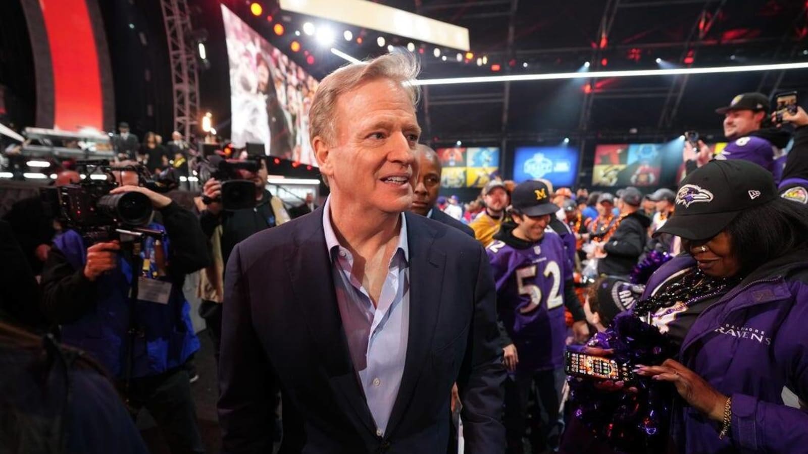 Super Bowl holiday? Roger Goodell talks 18-game season, Presidents&#39; Day title game