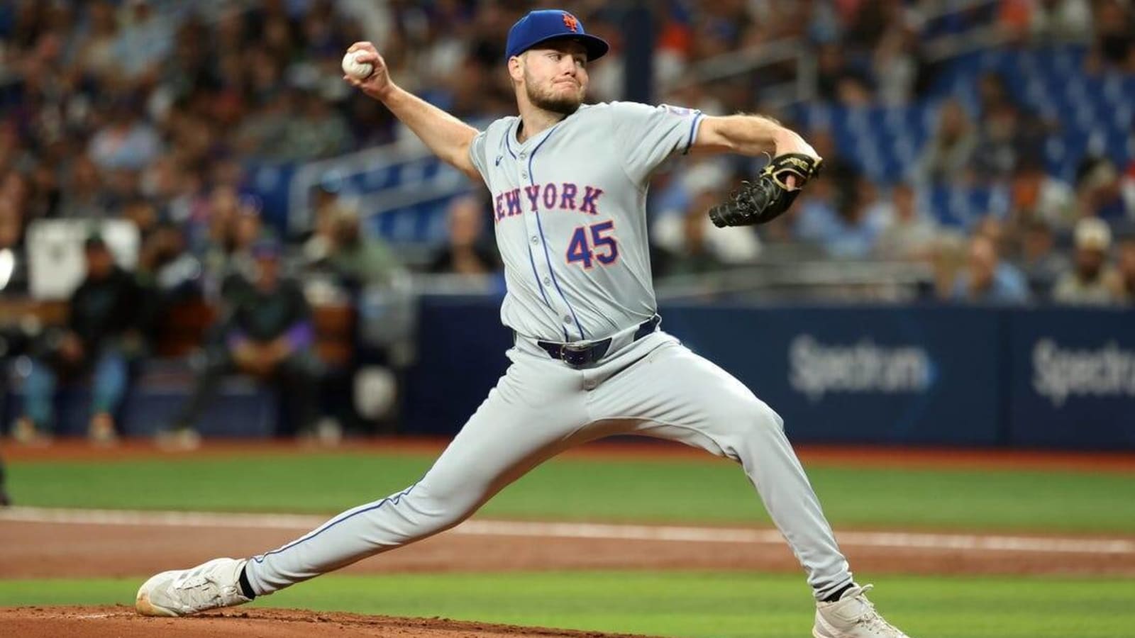 Mets DFA Matt Festa, recall RHP Christian Scott