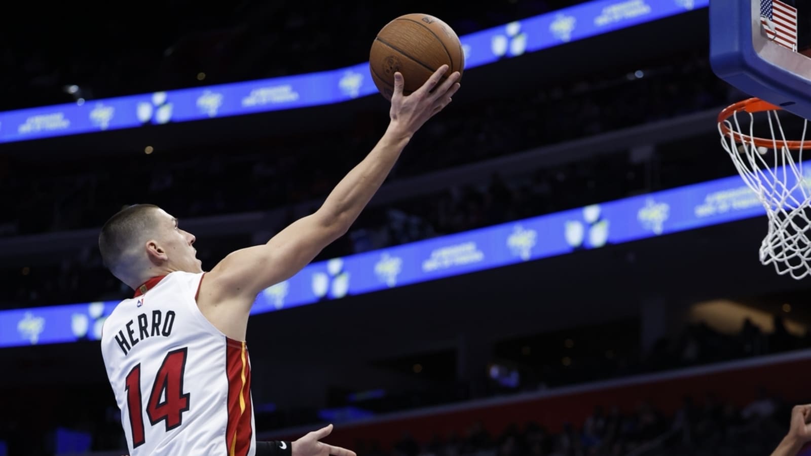 Pistons beat Heat in OT, aided by technical FT