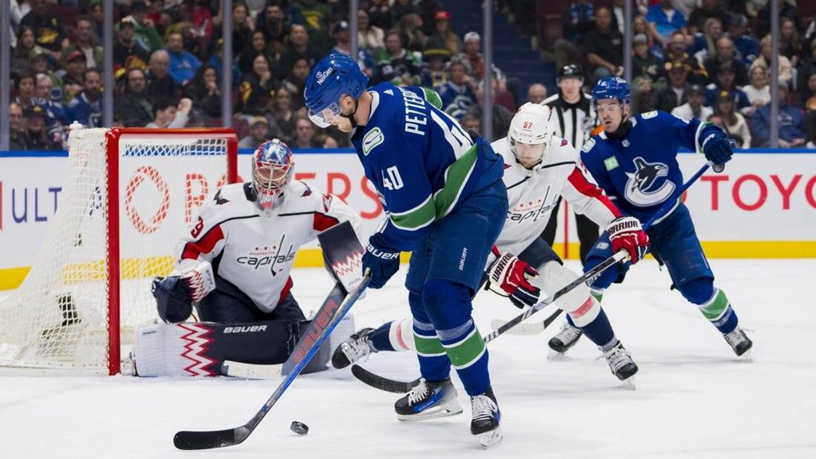 Trying to avoid late-season slip-up, Canucks host Sabres