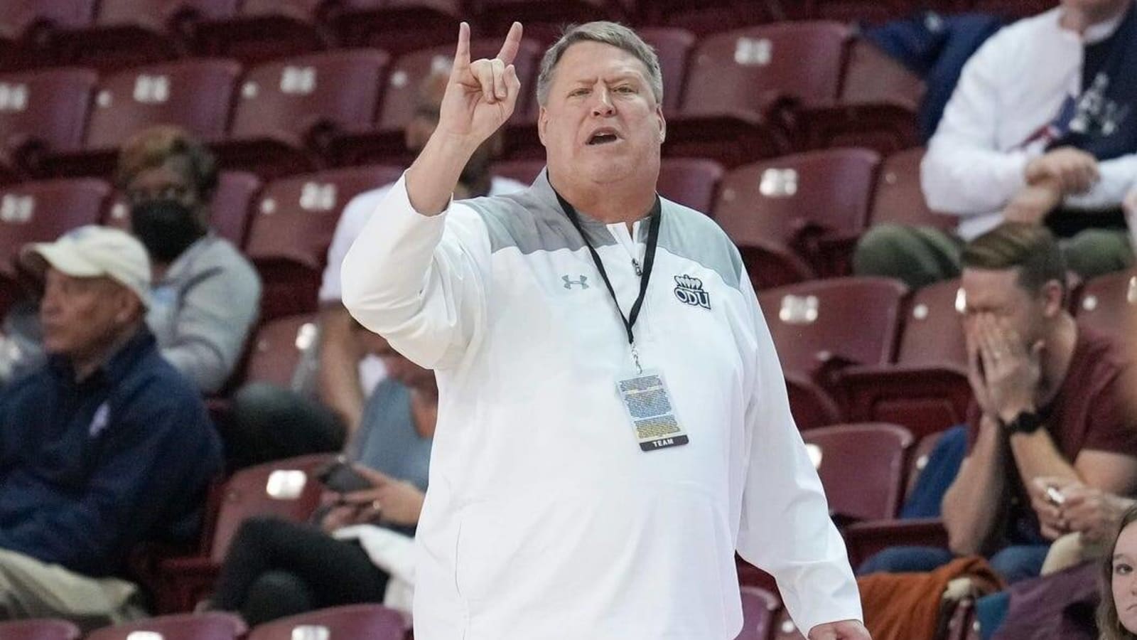 Old Dominion coach Jeff Jones retires with 560 wins