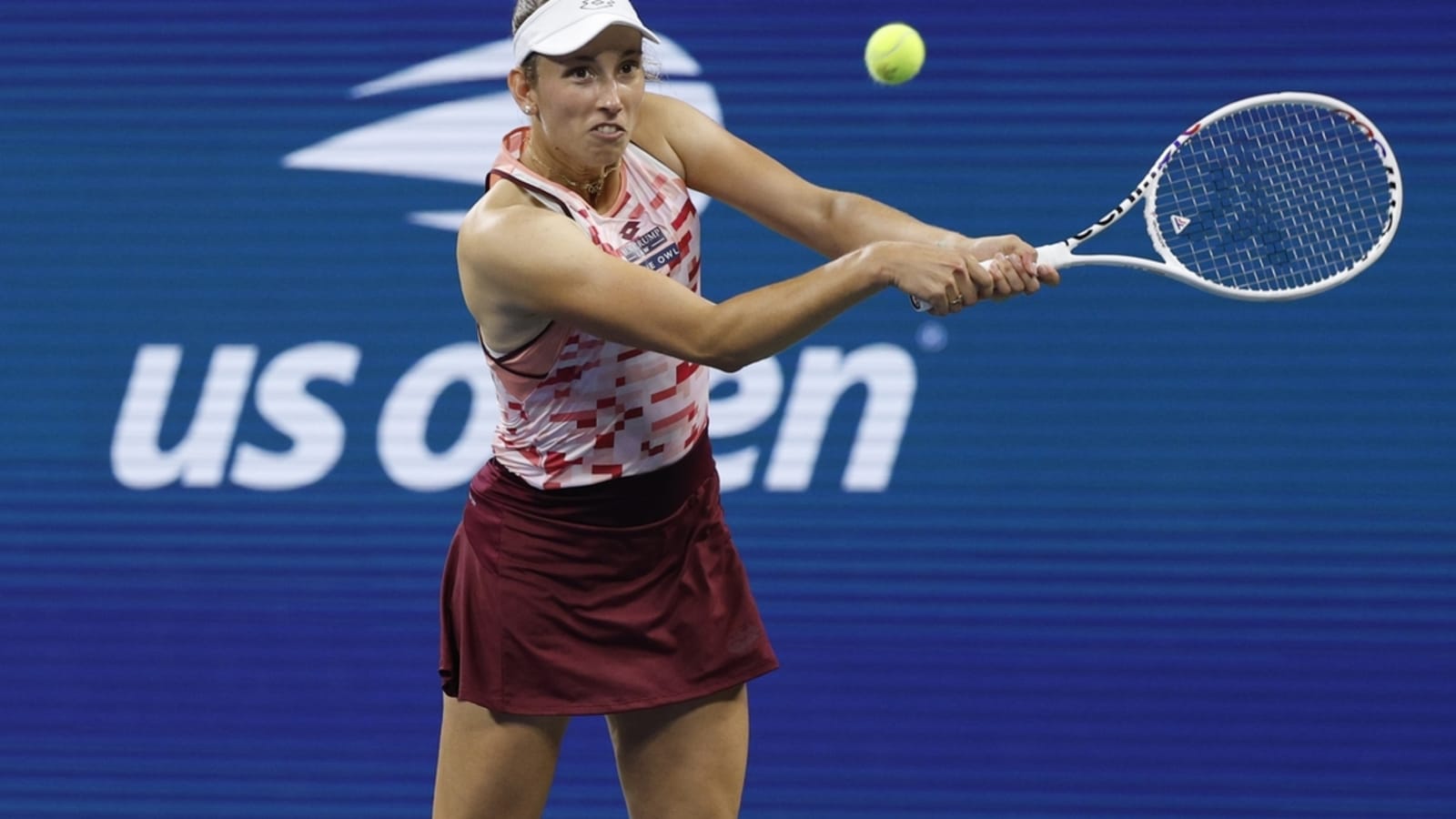 WTA roundup: Elise Mertens rallies in Singapore