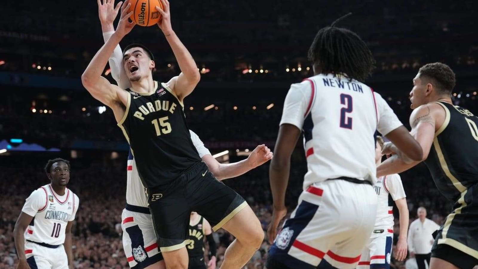 Purdue&#39;s Zach Edey honored with second consecutive Wooden Award