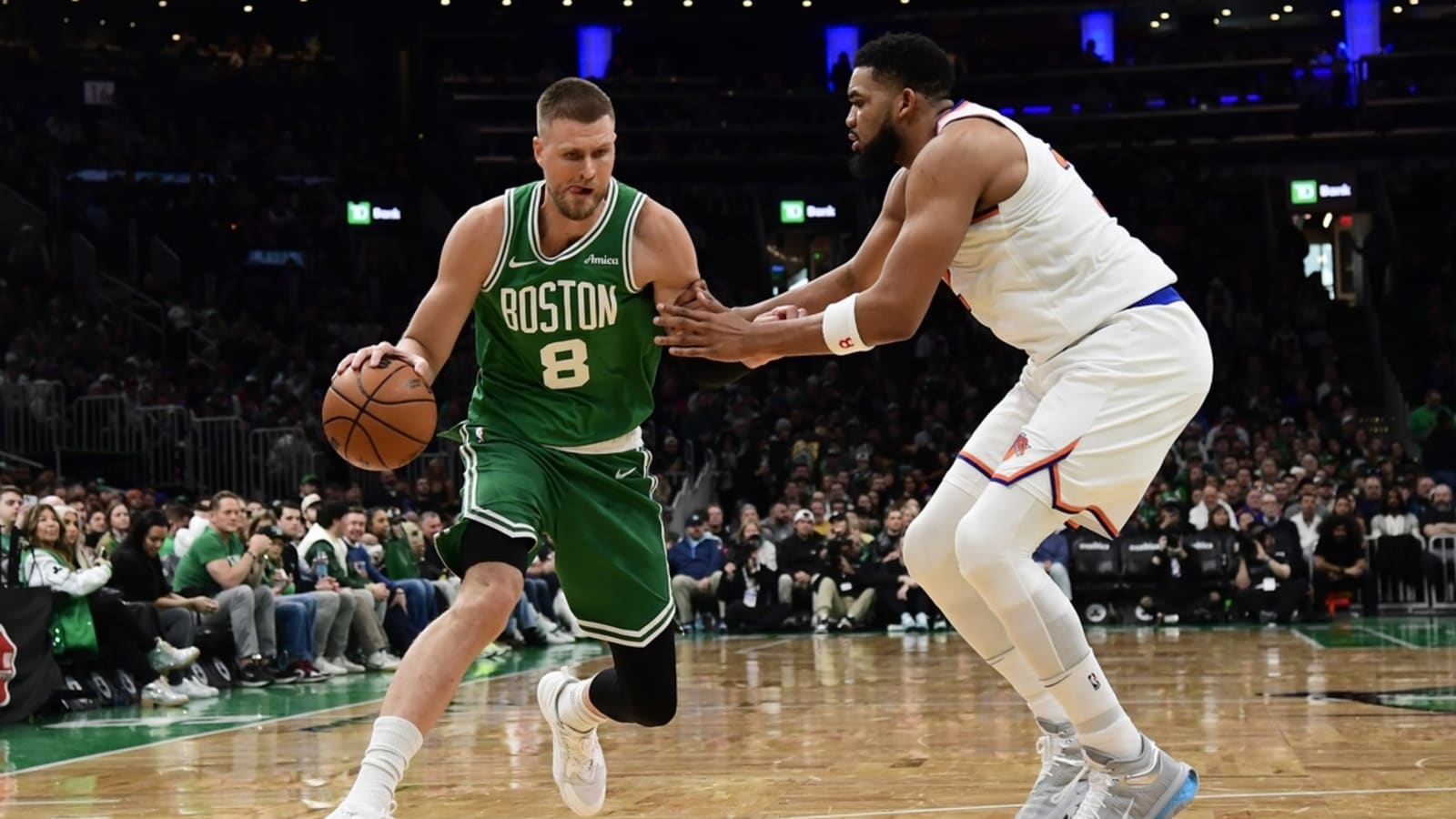 Streaking Celtics look to tune out reeling Jazz