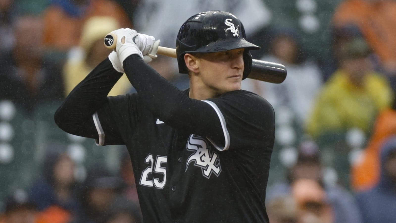 White Sox avoid arbitration with 1B Andrew Vaughn, 3 others