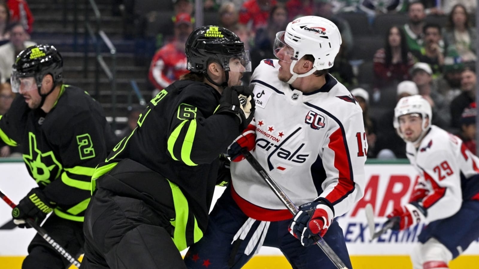 Roope Hintz, Stars stop Caps&#39; 10-game road win streak