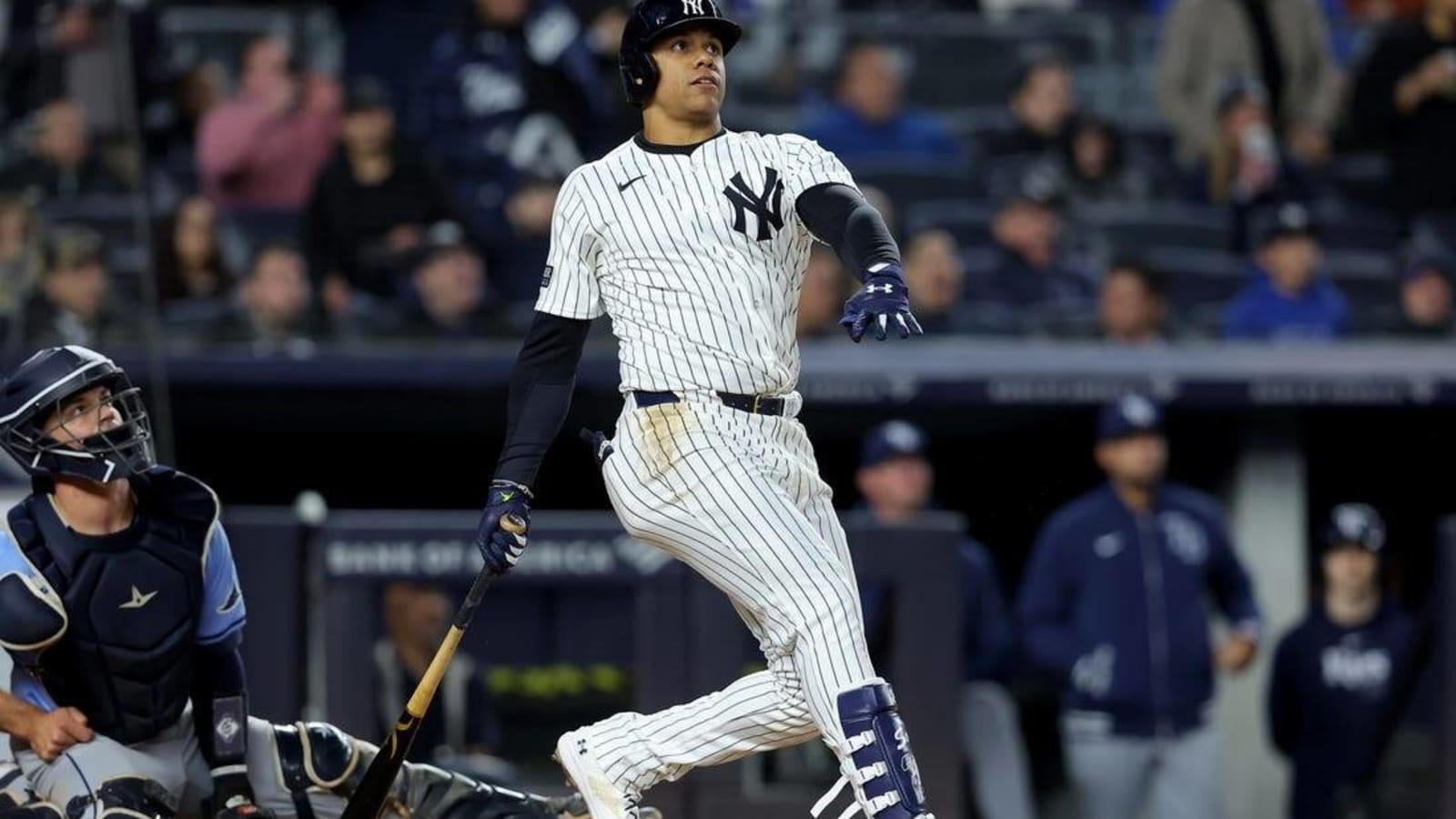 Yankees ride 5-run inning to victory over Rays
