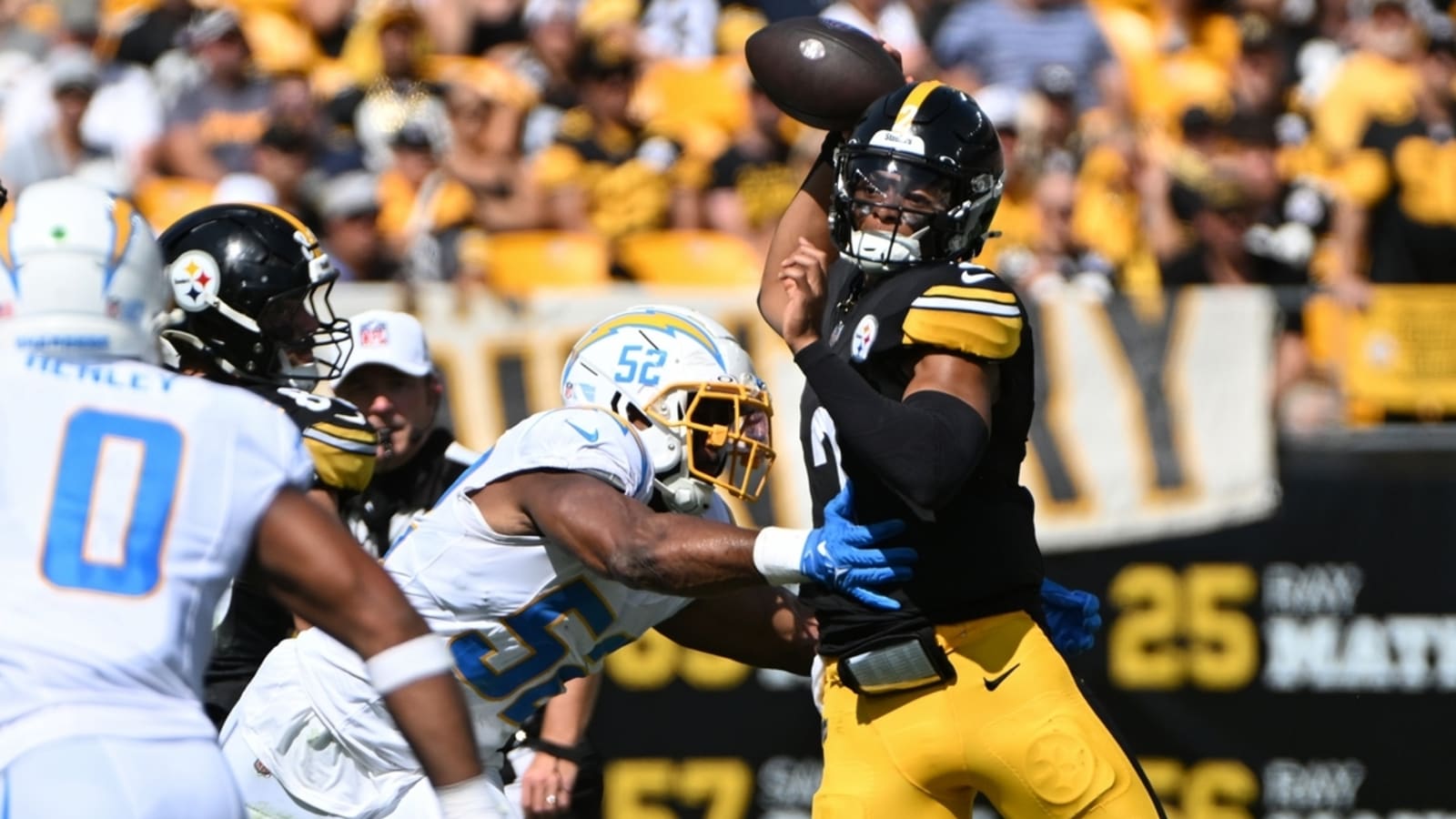 Steelers dominate second half, down short-handed Chargers