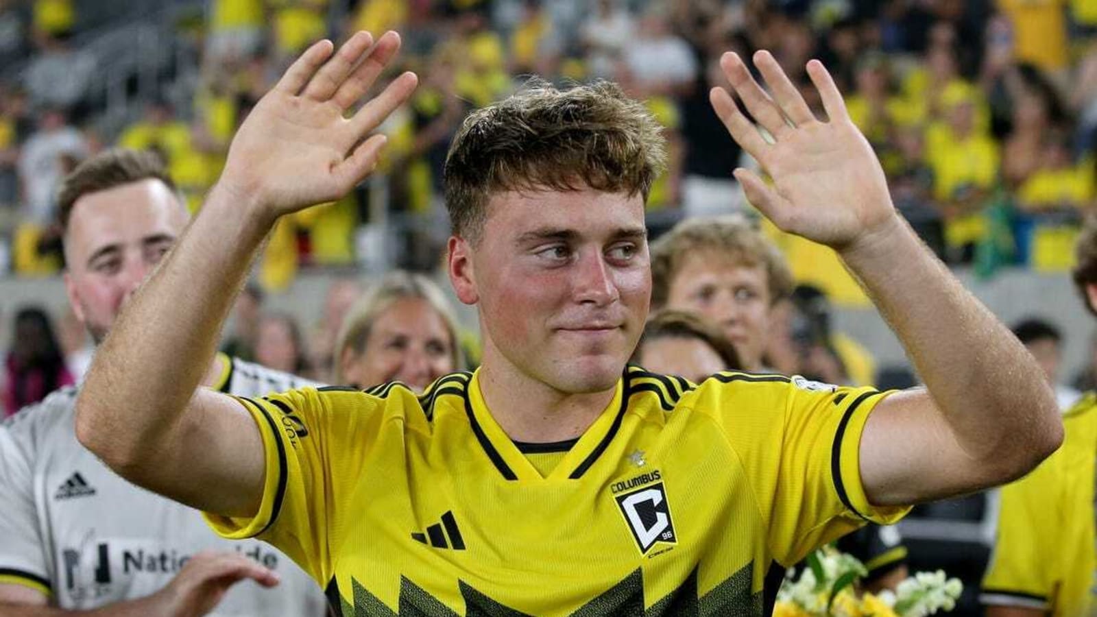 Crew transfer M Aidan Morris to Middlesbrough FC