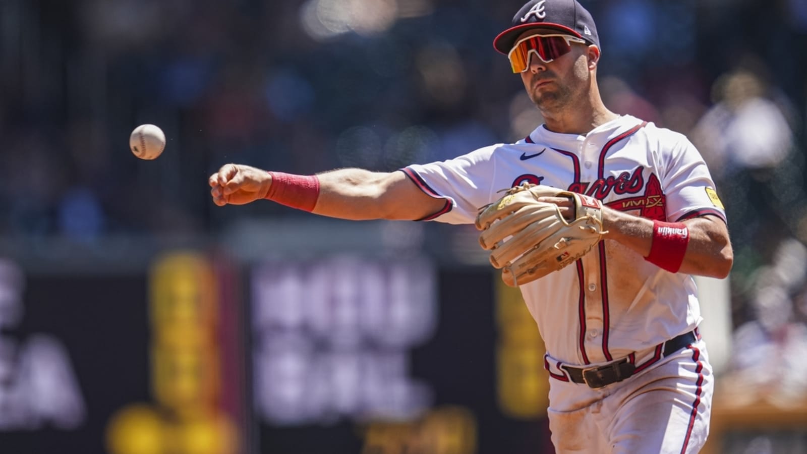 Whit Merrifield, Braves look to extend Twins&#39; skid