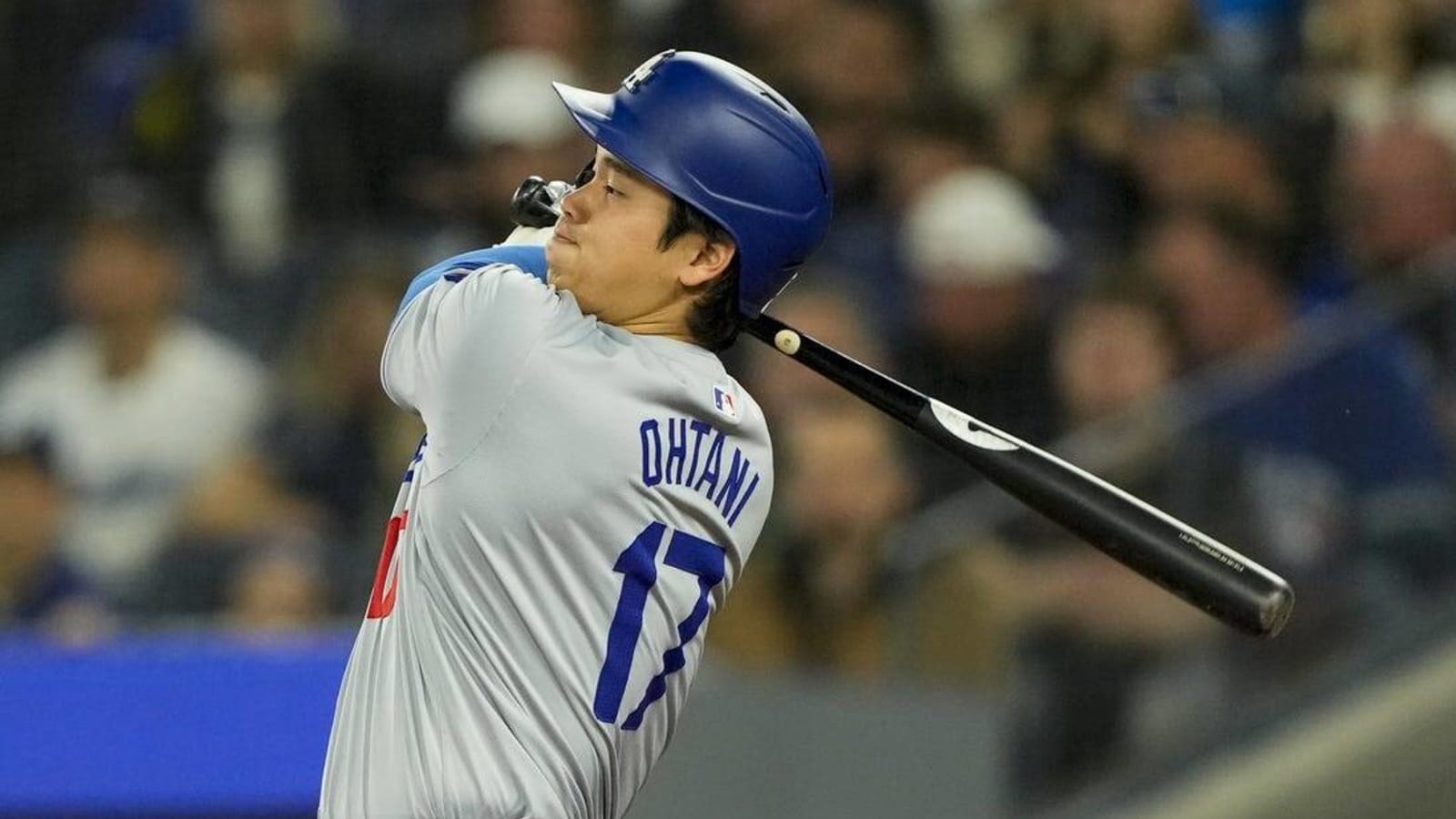 Shohei Ohtani, Dodgers pursue encore against Jays