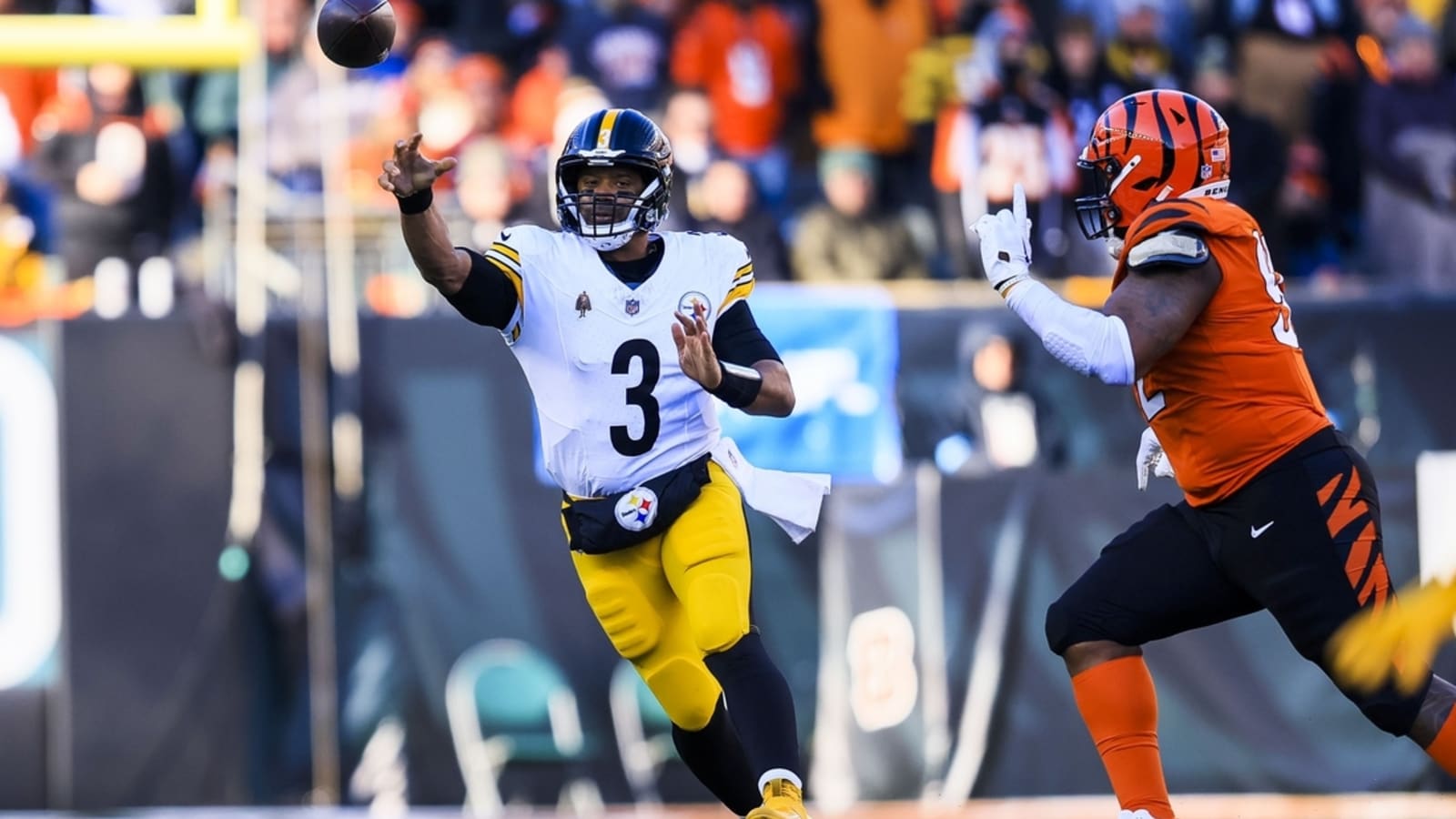 Russell Wilson, Steelers outshoot Bengals 44-38