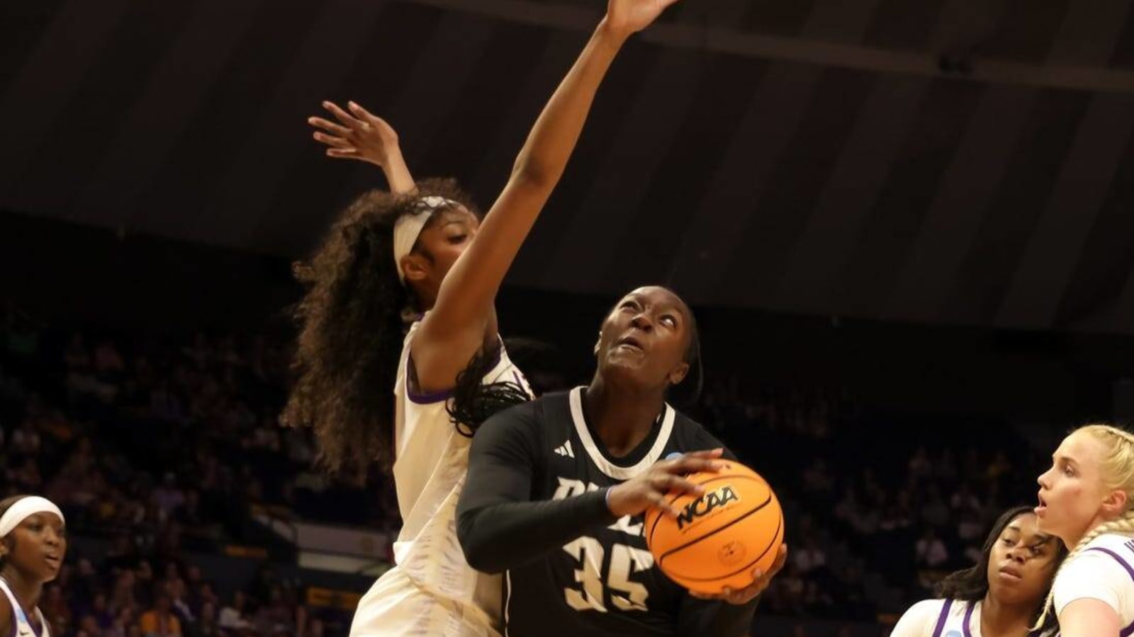 Angel Reese grabs 19 boards as LSU beats Rice in tourney opener