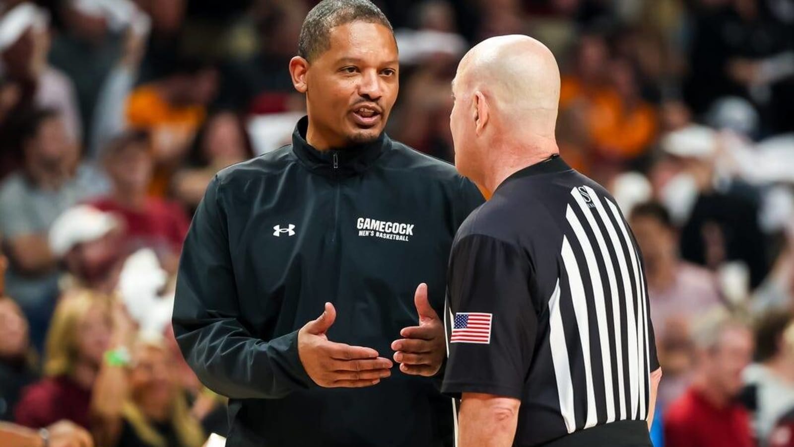 Report: South Carolina&#39;s Lamont Paris lands new deal