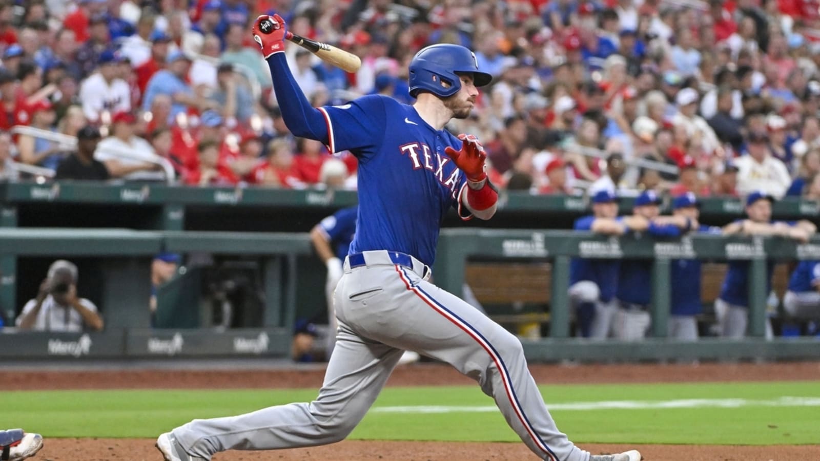 Rangers double up Cards, 6-3
