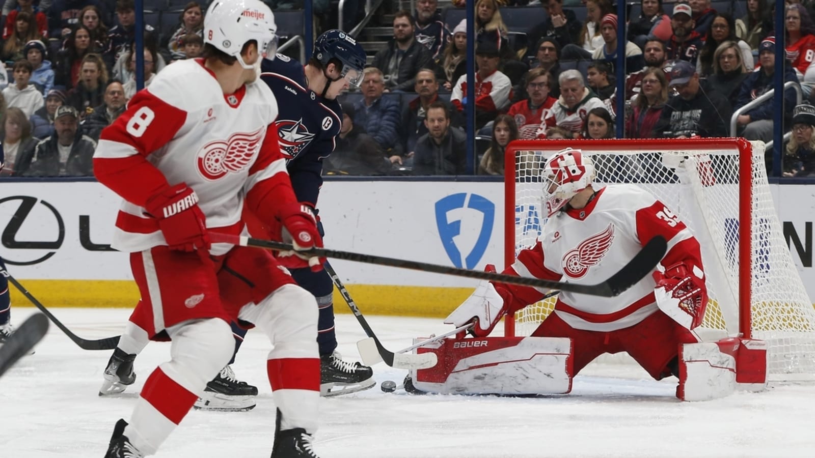 Jonatan Berggren&#39;s late goal lifts Detroit past Columbus