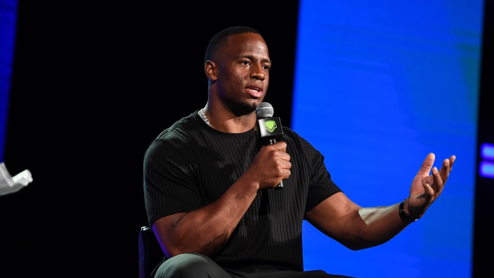 Browns RB Nick Chubb ruled out vs. Eagles