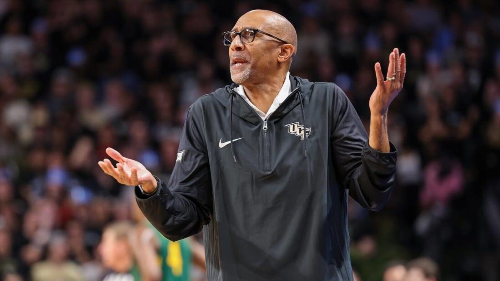 Johnny Dawkins gets 300th win as UCF topples No. 23 Oklahoma