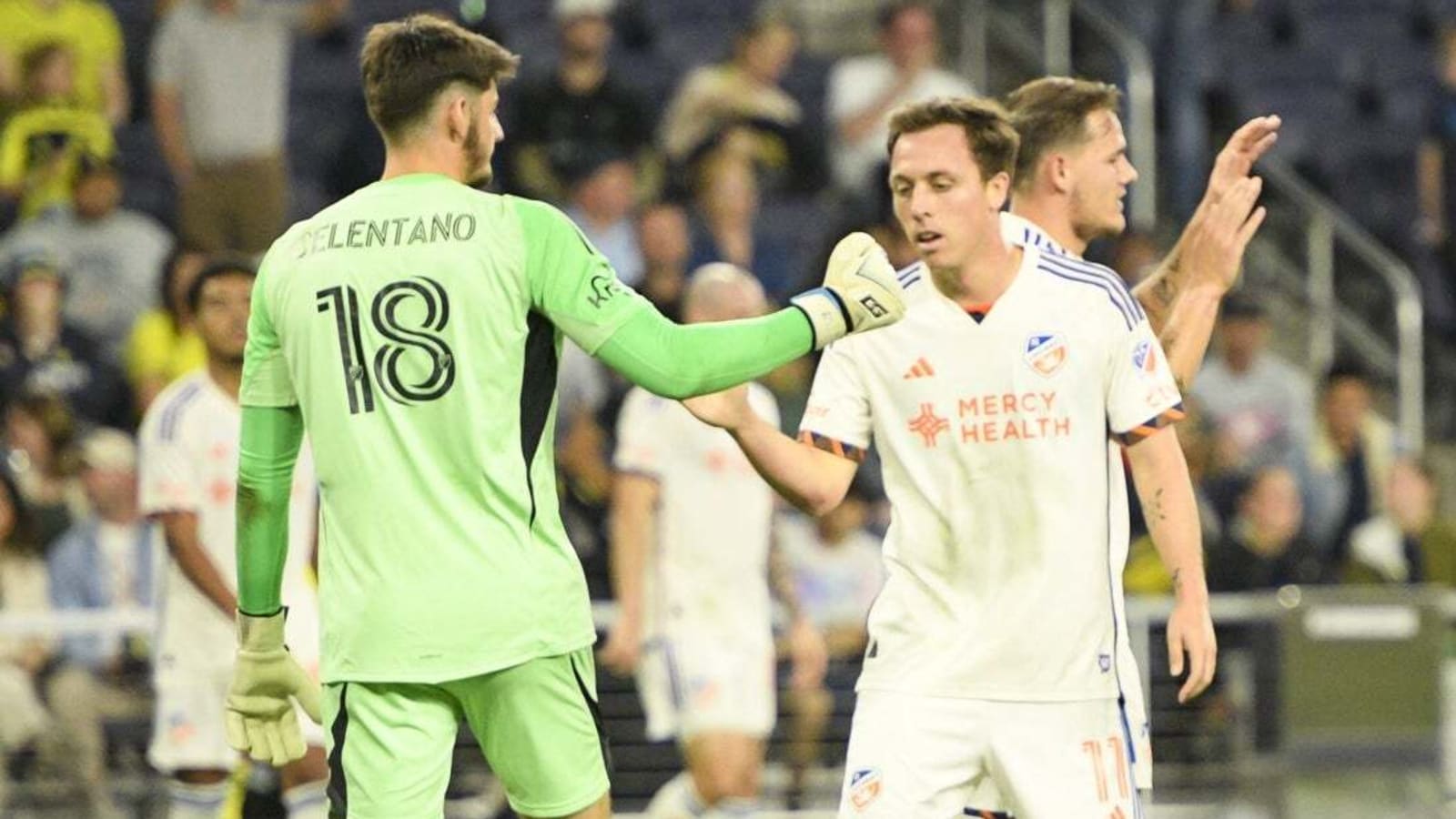 FC Cincinnati, Revolution clash following stoppage-time wins