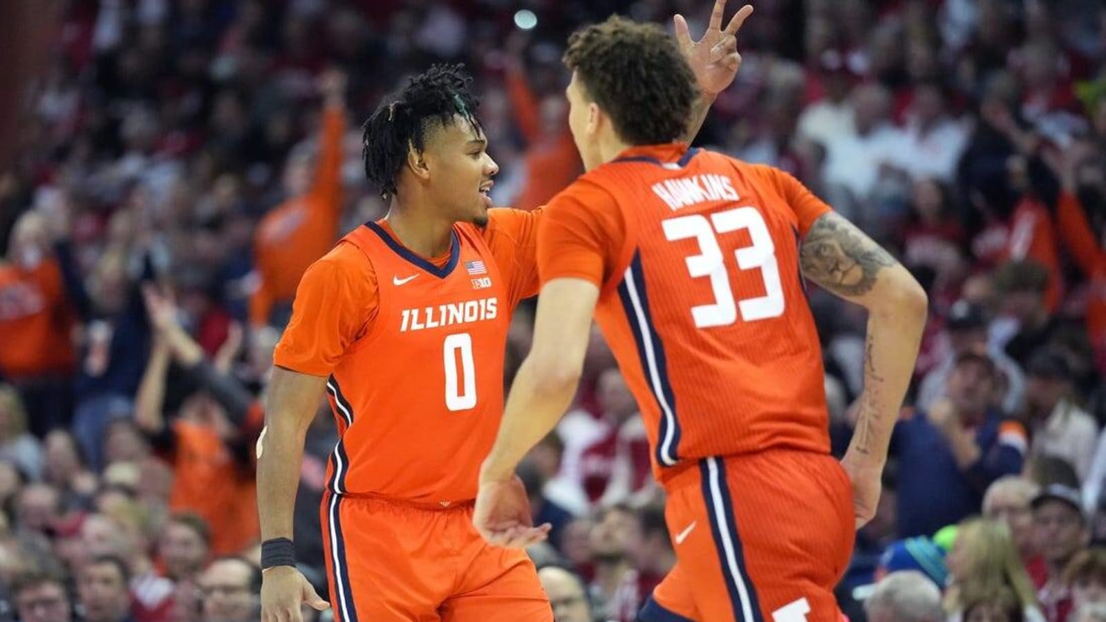 No. 13 Illinois hands Wisconsin rare home loss