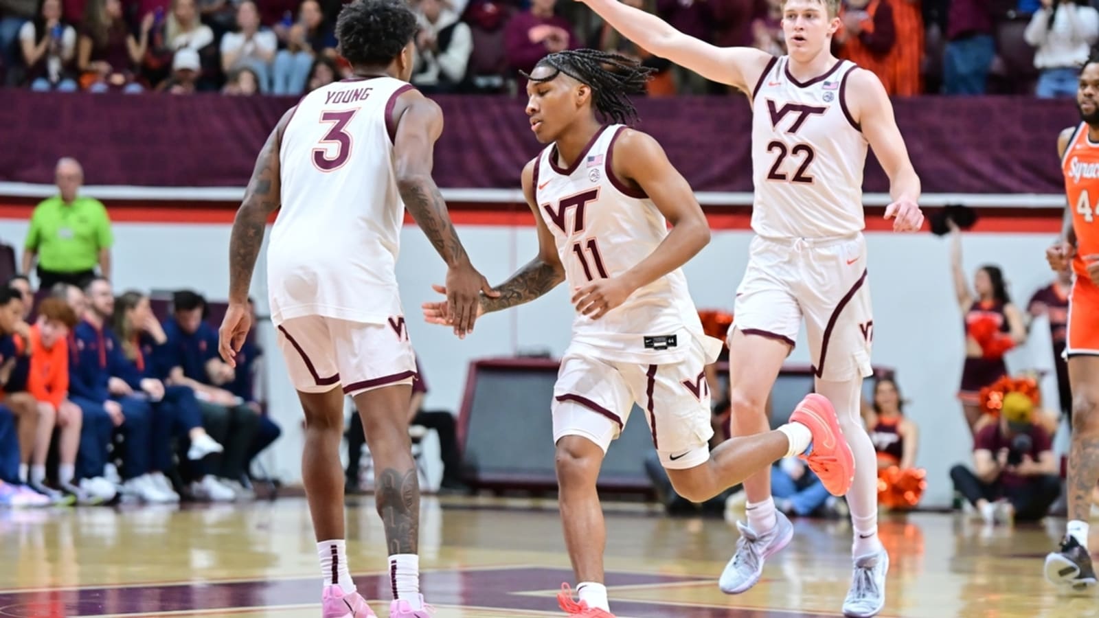 Freshman Ben Hammond guides Virginia Tech against North Carolina