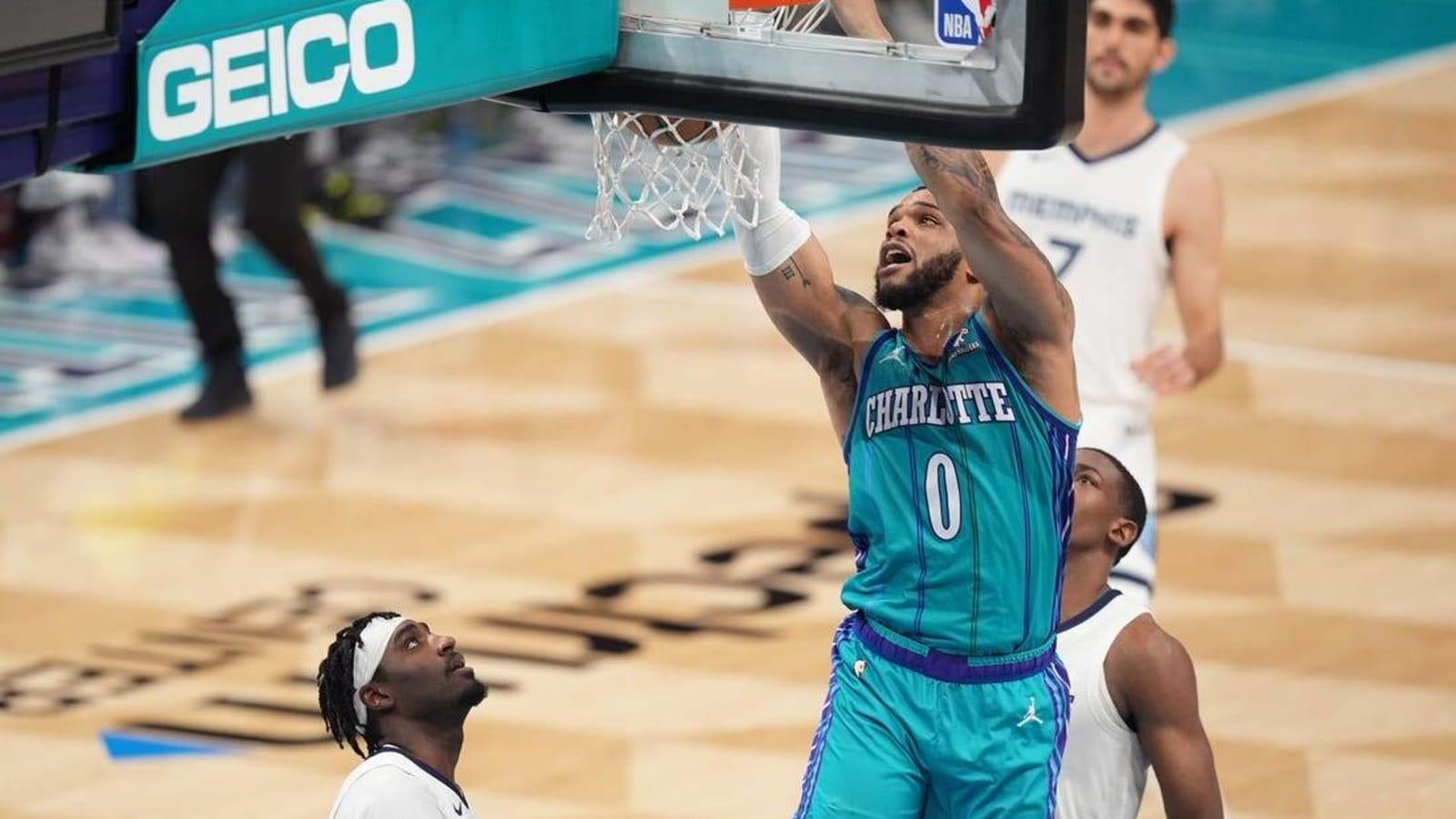 New-look Hornets end skid at Grizzlies&#39; expense