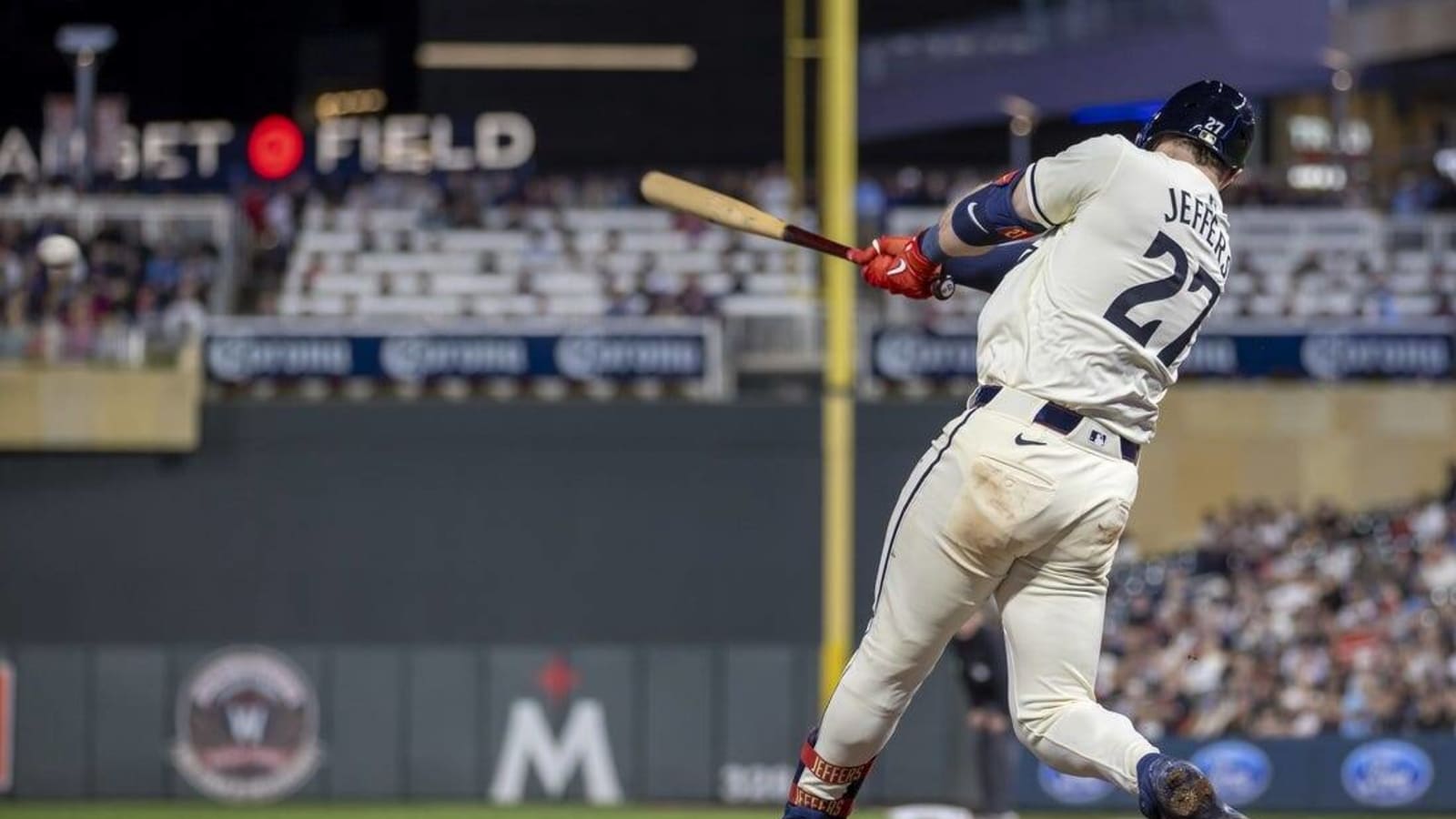 Red Sox turn to bullpen game to face rolling Twins