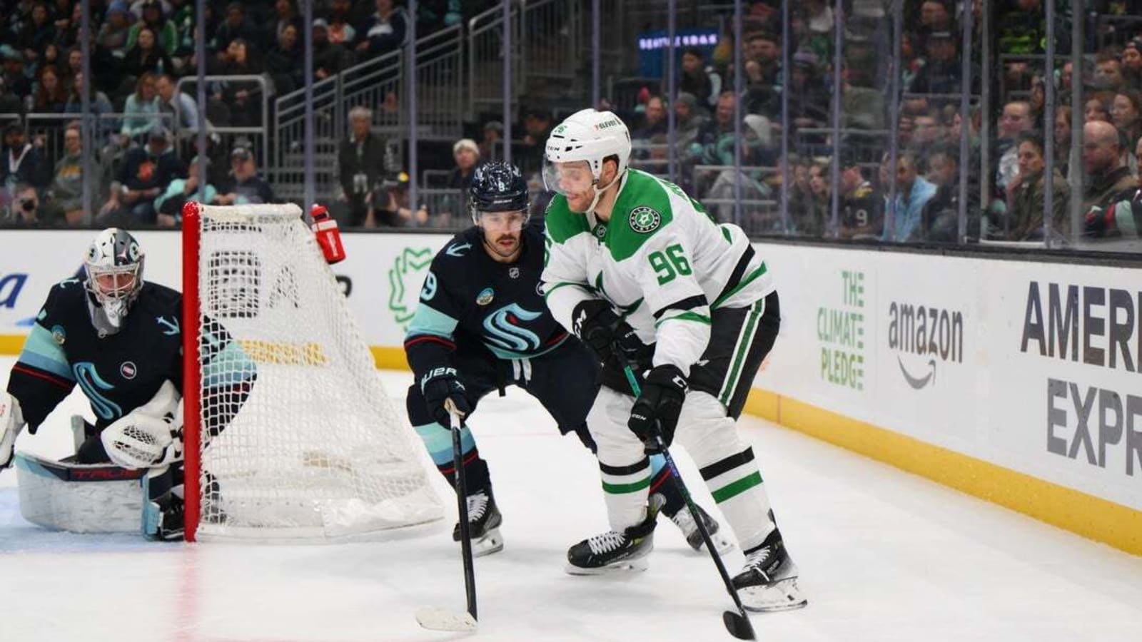 Casey DeSmith, Stars beat Kraken, extend hot streaks